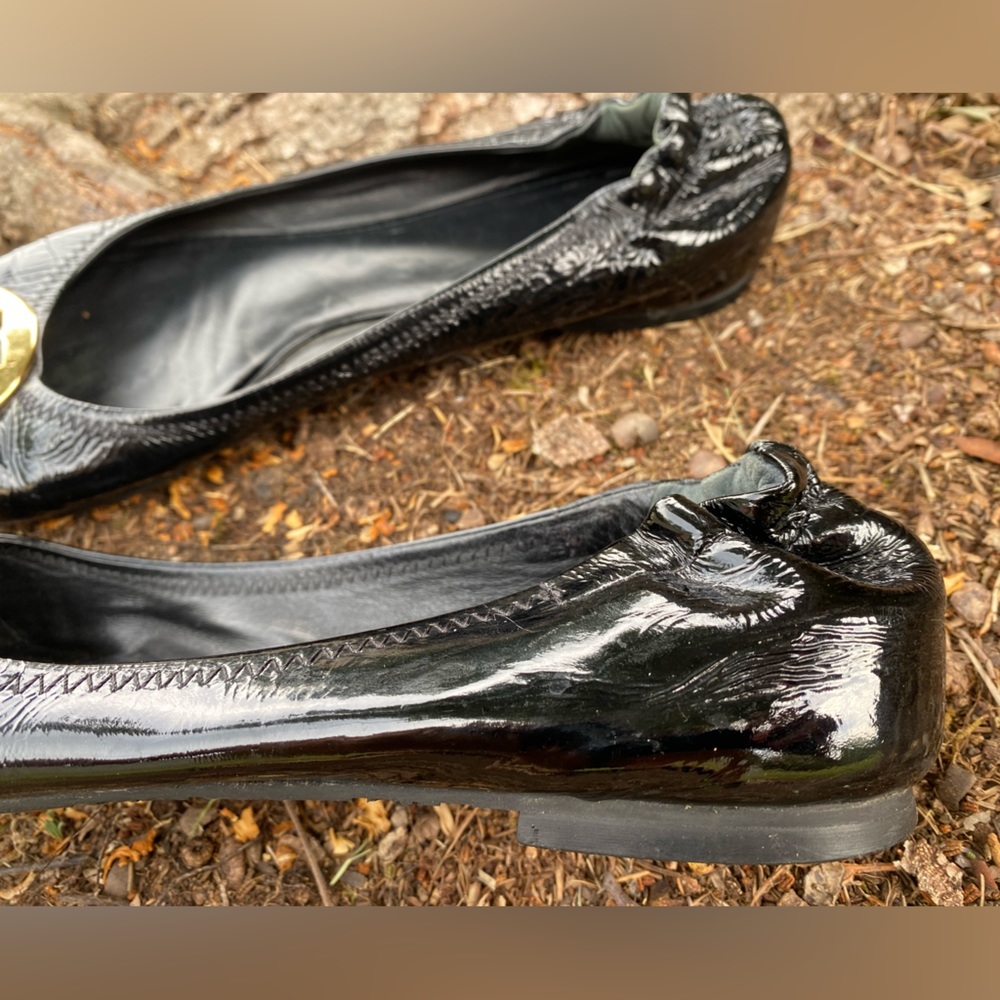 Tory Burch, black patent leather, flats - Picture 10 of 16